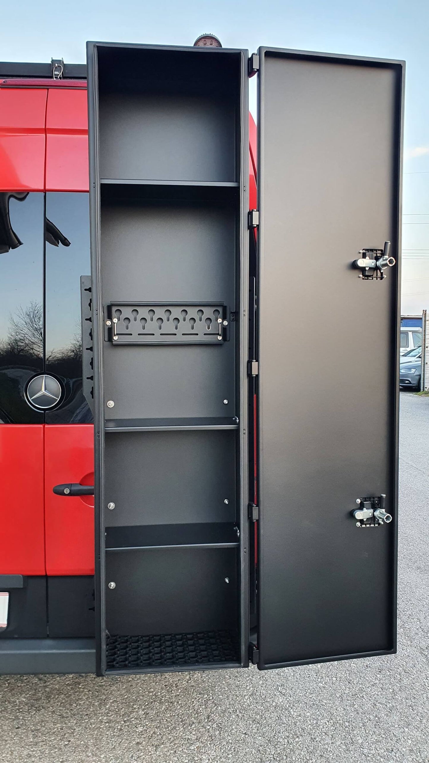 CARGOBOX L (Ski Box)