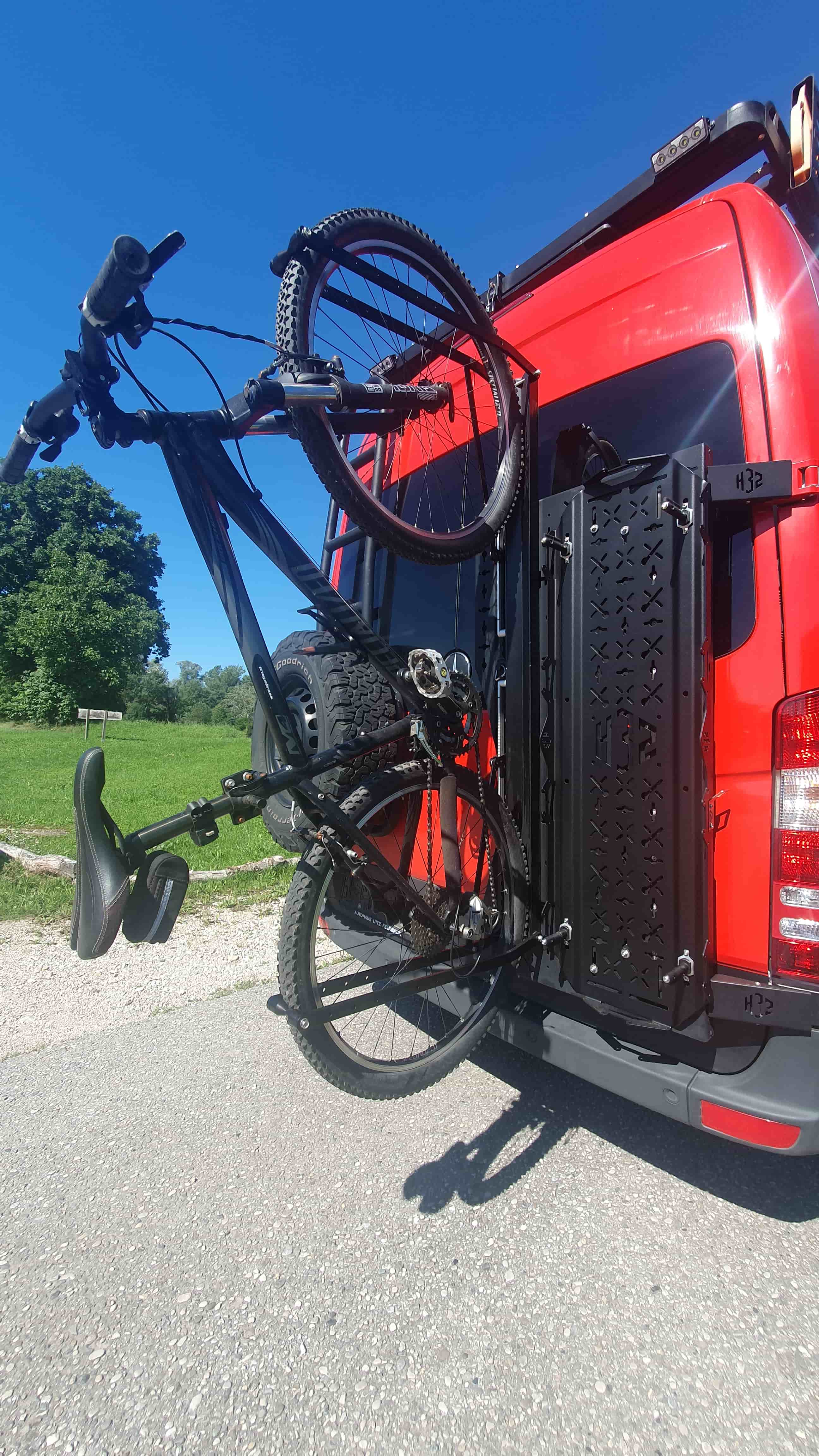 1UP bike rack – H32 Design